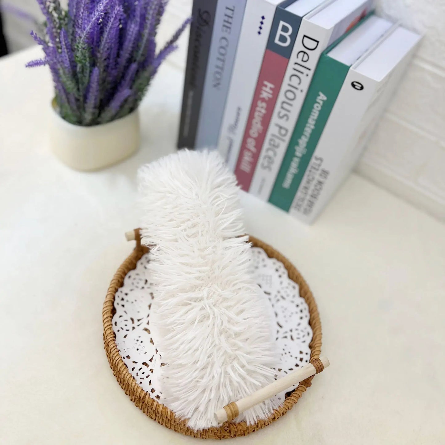 Catnip-Infused Plush Chew Toy – Soft Teaser Pillow & Interactive Playstrip for Cats