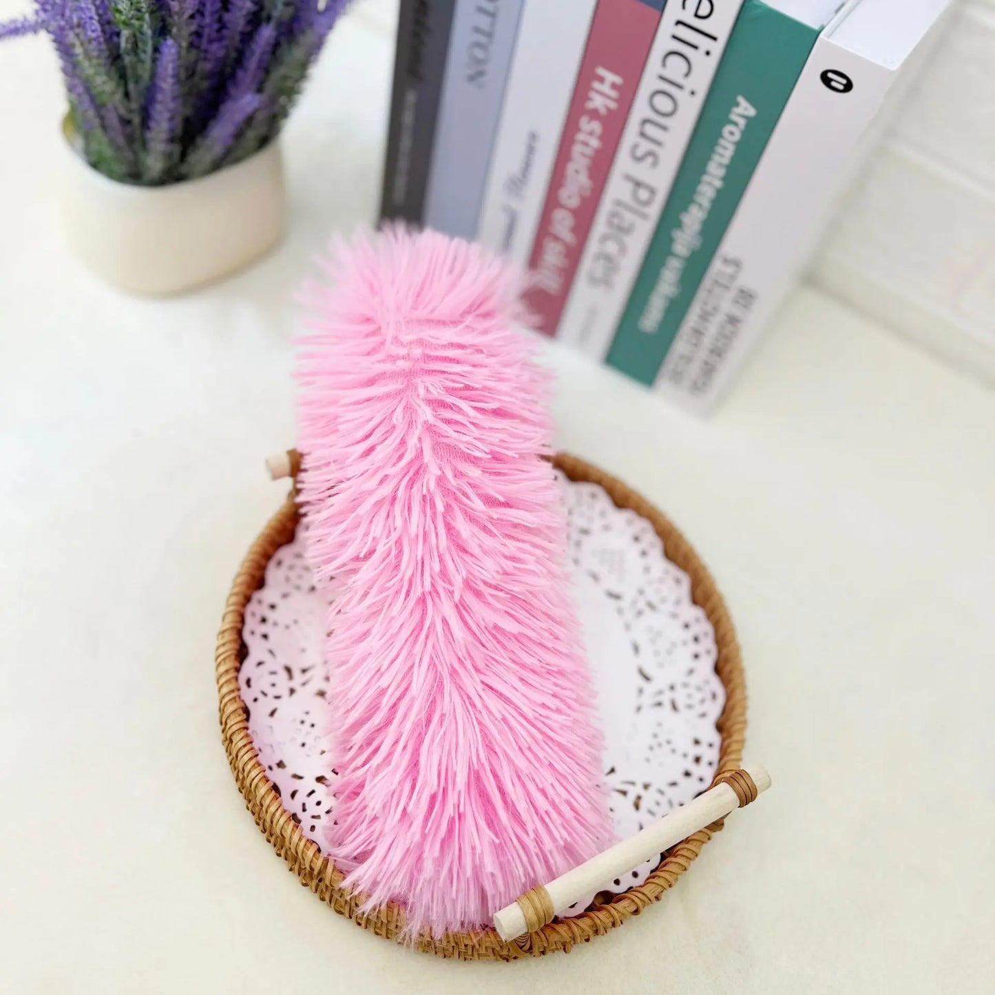 Catnip-Infused Plush Chew Toy – Soft Teaser Pillow & Interactive Playstrip for Cats